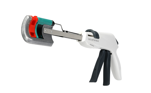 Agrafeuses chirurgicales ouvertes