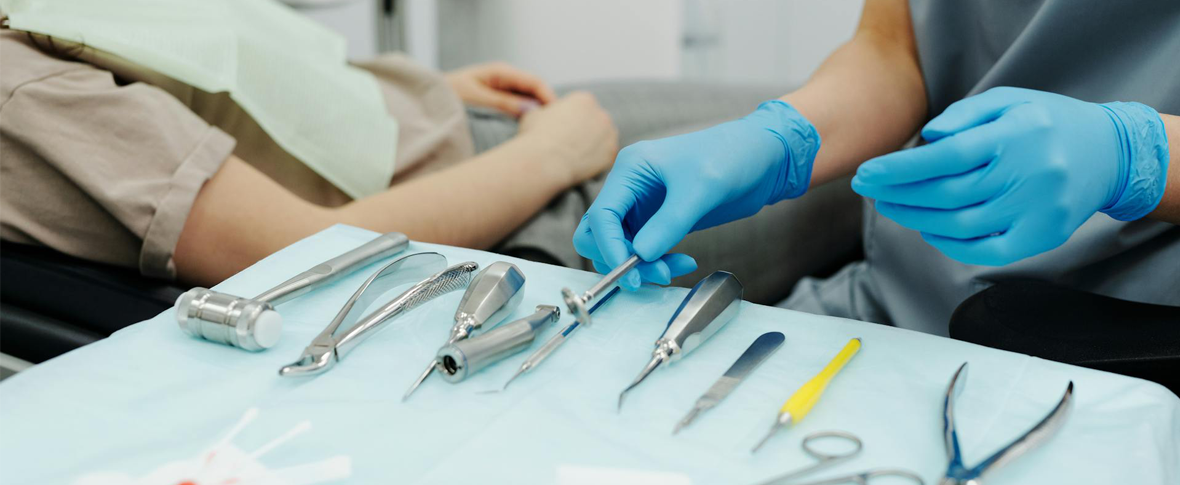 Types d'instruments chirurgicaux innovants pour la précision et les soins