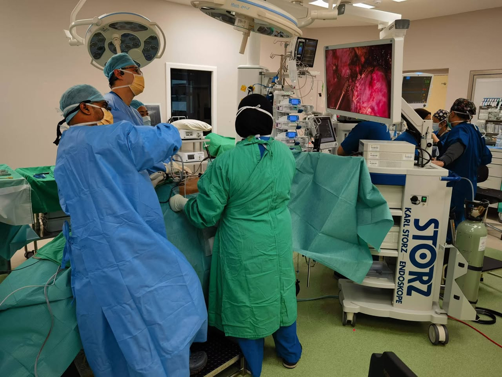 Successful Thoracic Surgery on Middle Eastern Refugee at Hospital Serdang with CAK Endoscopic Staplers