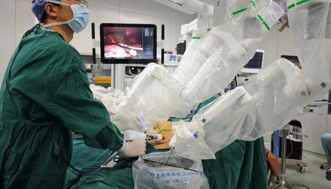 Agrafeuses DAVINCI & CAK dans les démos en GI laparoscopique et en chirurgie bariatrique